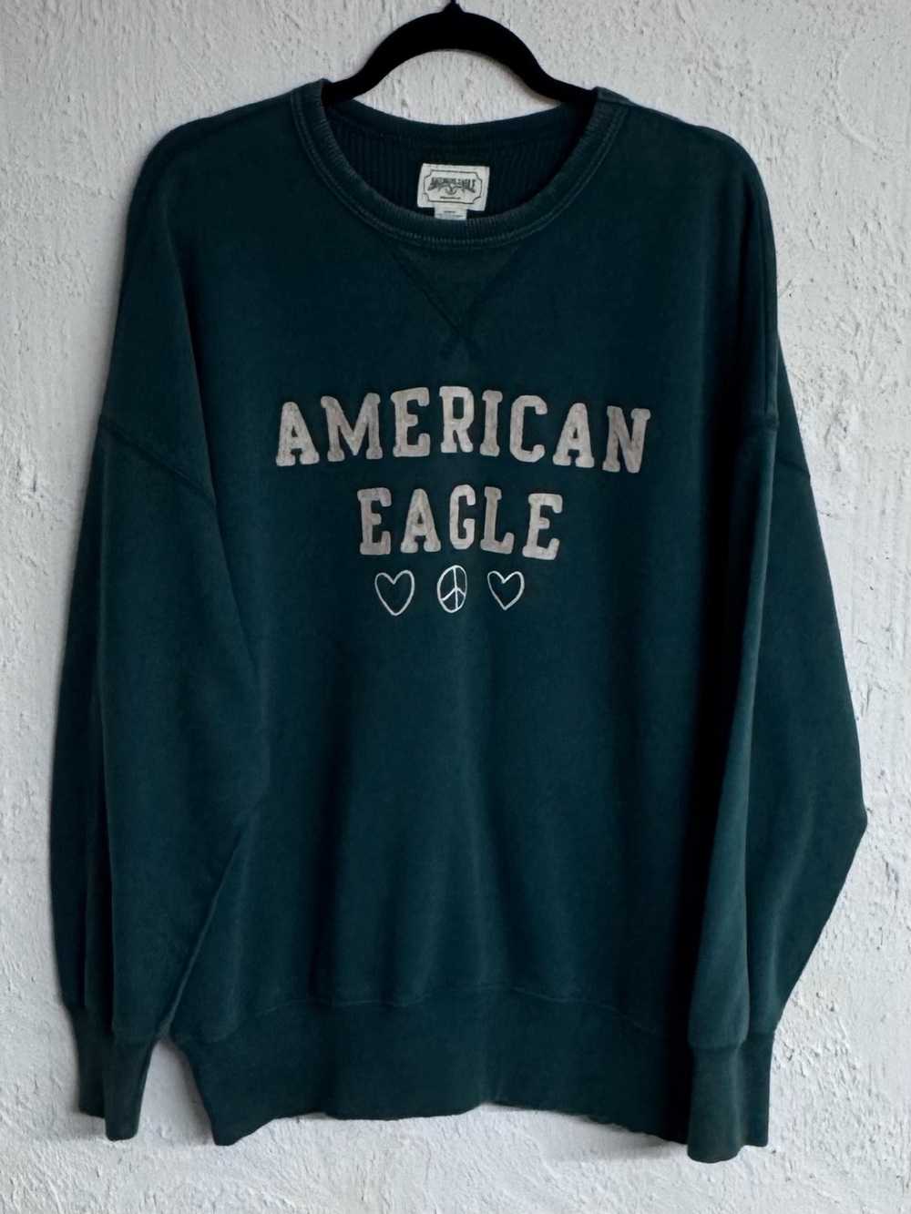 *NWOT* American Eagle Green Peace Love Oversized Crewneck Sweatshirt Size Medium - Picture 2 of 6